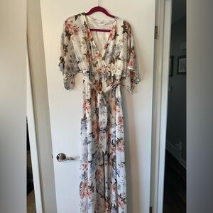 Baltic Born Kia Kimono- White Floral